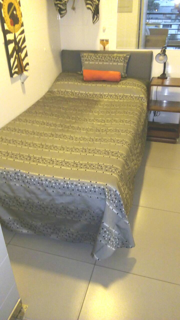 Dormitorio3
Cama tamaño grande
Junto al baño #2