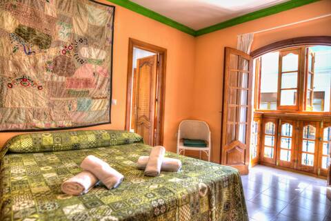 Charming Nerja Hostel,  junto al Balcón de Europa