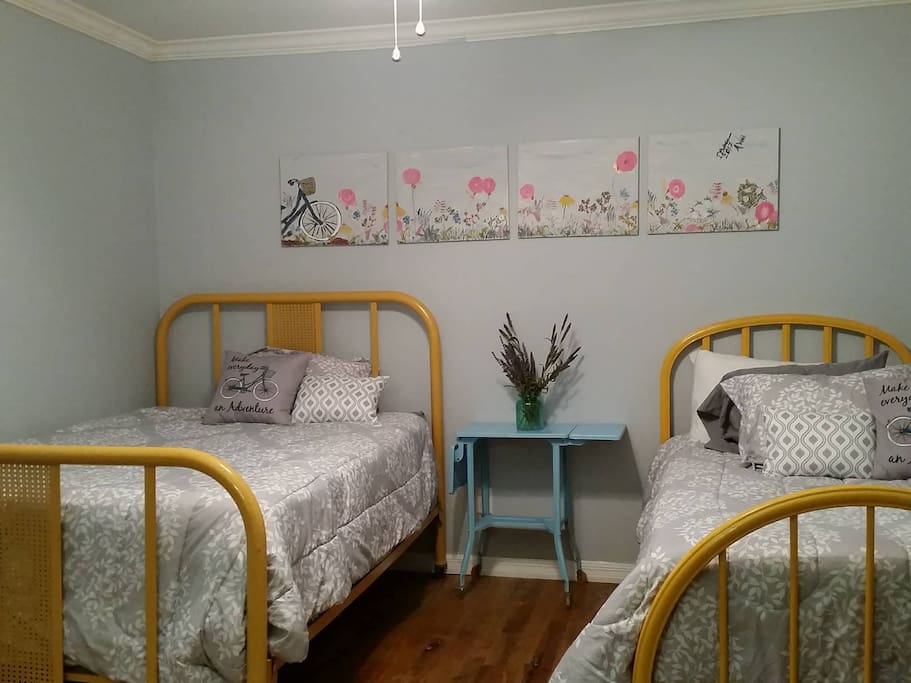 Keely's room