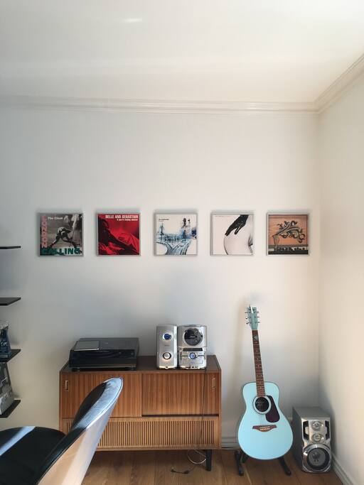 Living room 3