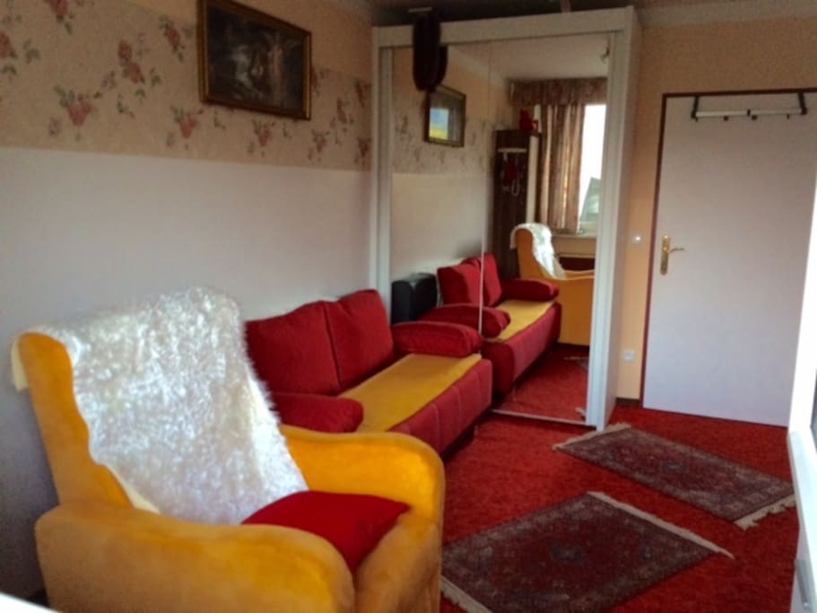 Neue Doppelbet Couch spiegelschrank