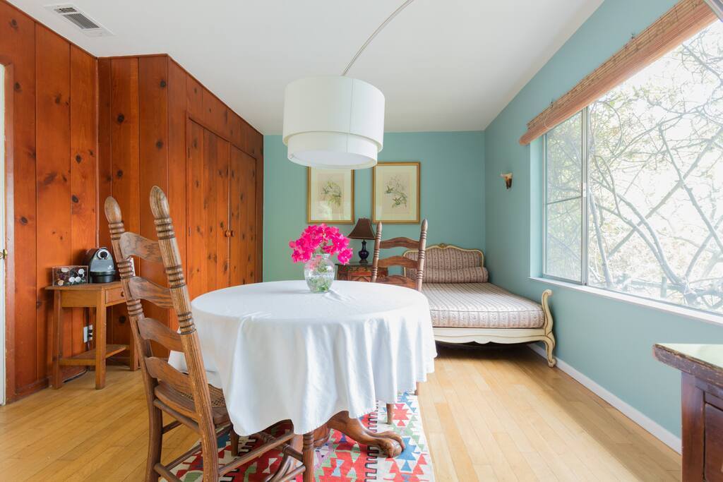 Living room with twin size day bed.