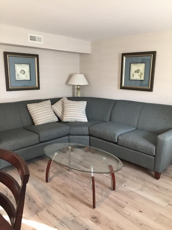 First Floor Apt Less Than A Block From Beach! - Ventnor City, NJ