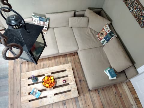 Perfect Weekend Getaway in Old Sofia Romantic Loft