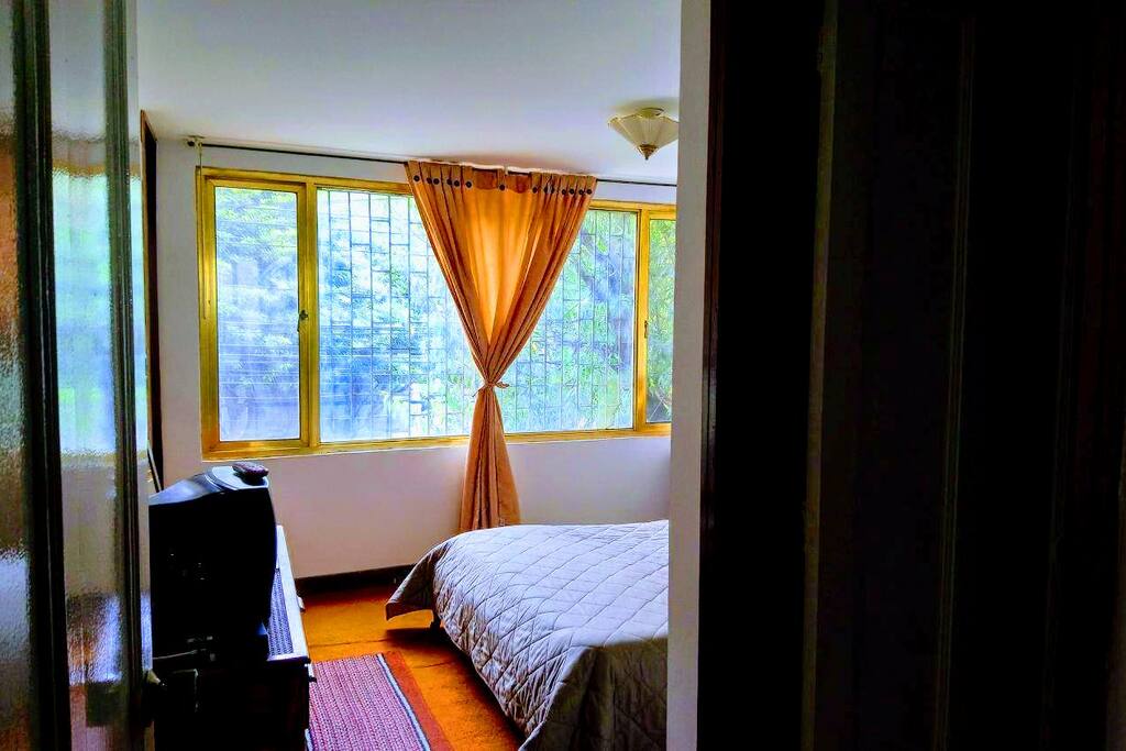 Bedroom 1 (En-Suite)