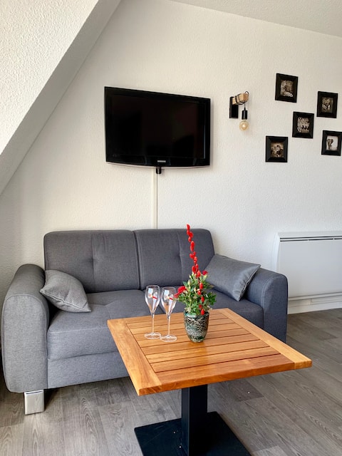 Top performing Airbnb: Studio cosy hyper-centre Cabourg in Cabourg