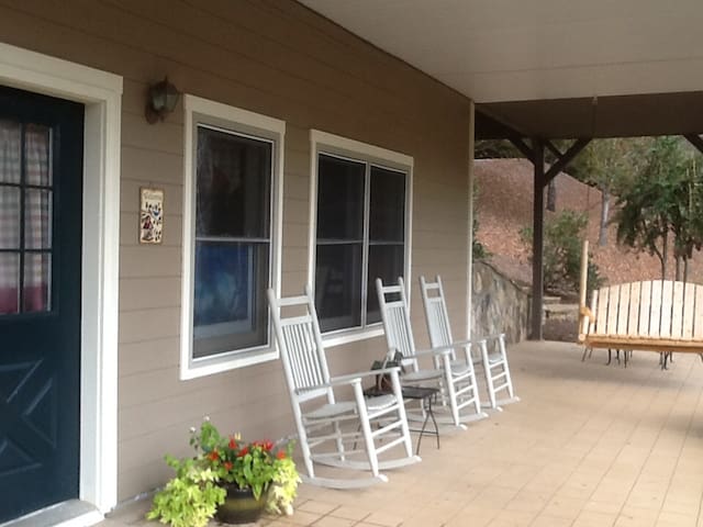 Relax & Enjoy the View from Estatoah Vista!