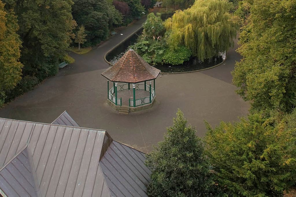 Ariel view of the entrance to the park adjacent to the apartment