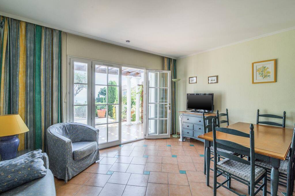 Maison 3 Pièces 5/6 Personnes Budget