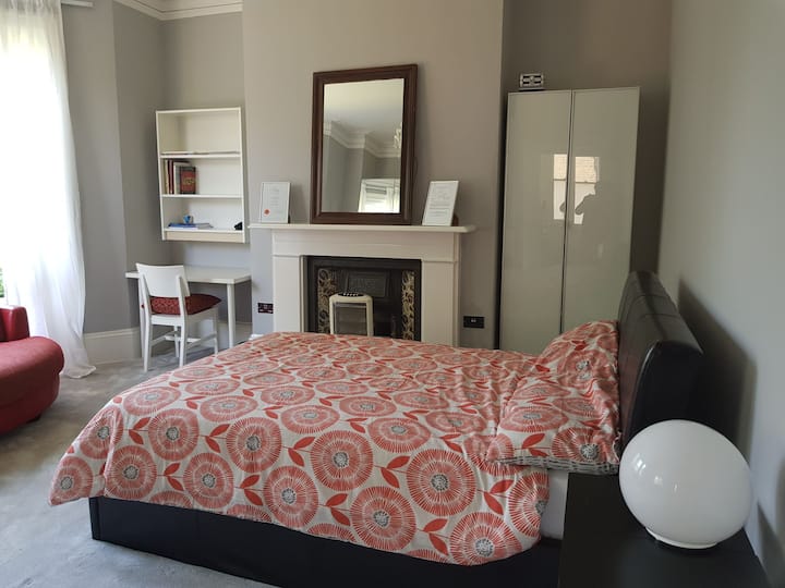 Folkestone Holiday Rentals & Homes England, United Kingdom Airbnb