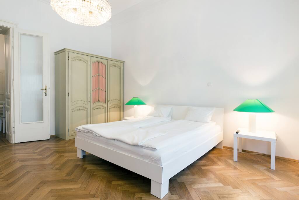 Bedroom sleeps 2