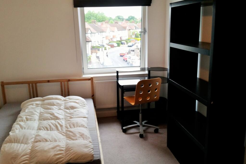 Double bedroom with good light