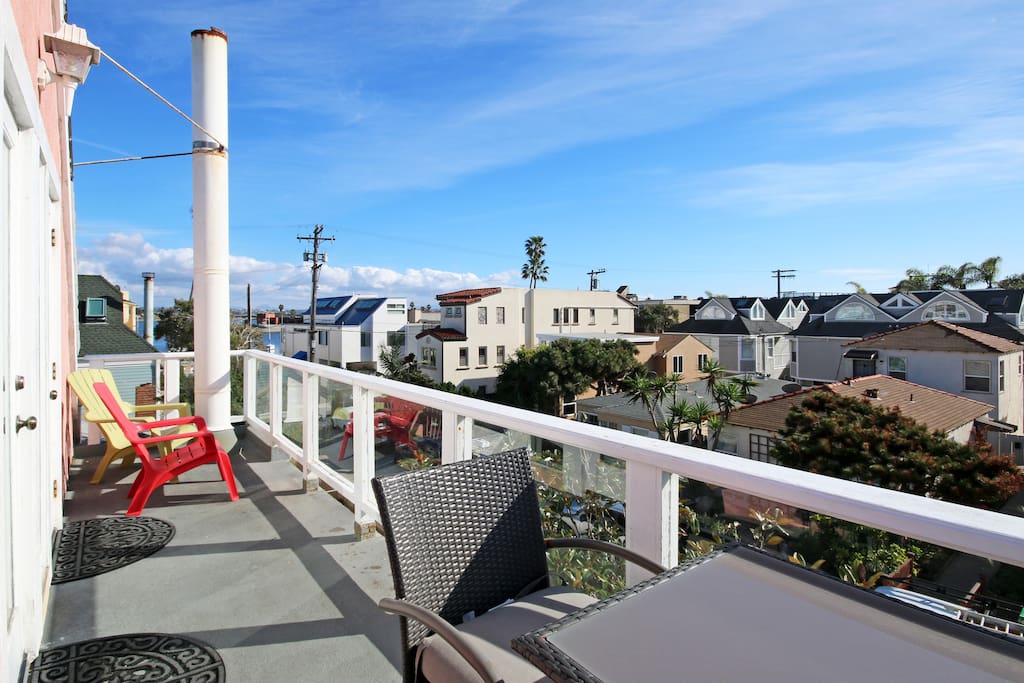 Casa Rosa A: View from 3rd Floor Balcony of both Ocean and Bay