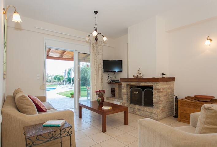 VIlla Anemoni – Gerani Villas with private pool gallery image 5