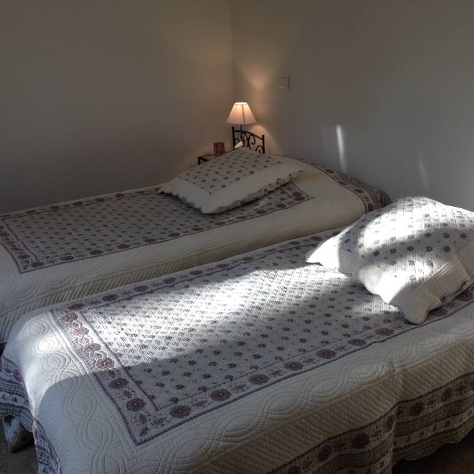 Villa Prétorina. Cannes. Suite Chambre 2
lits jumeaux