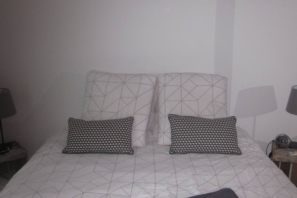 chambre lit double au 1er
