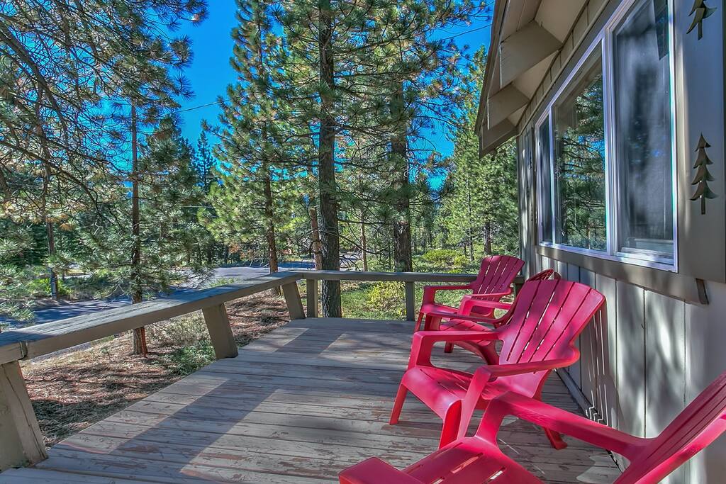 Relaxing front deck.