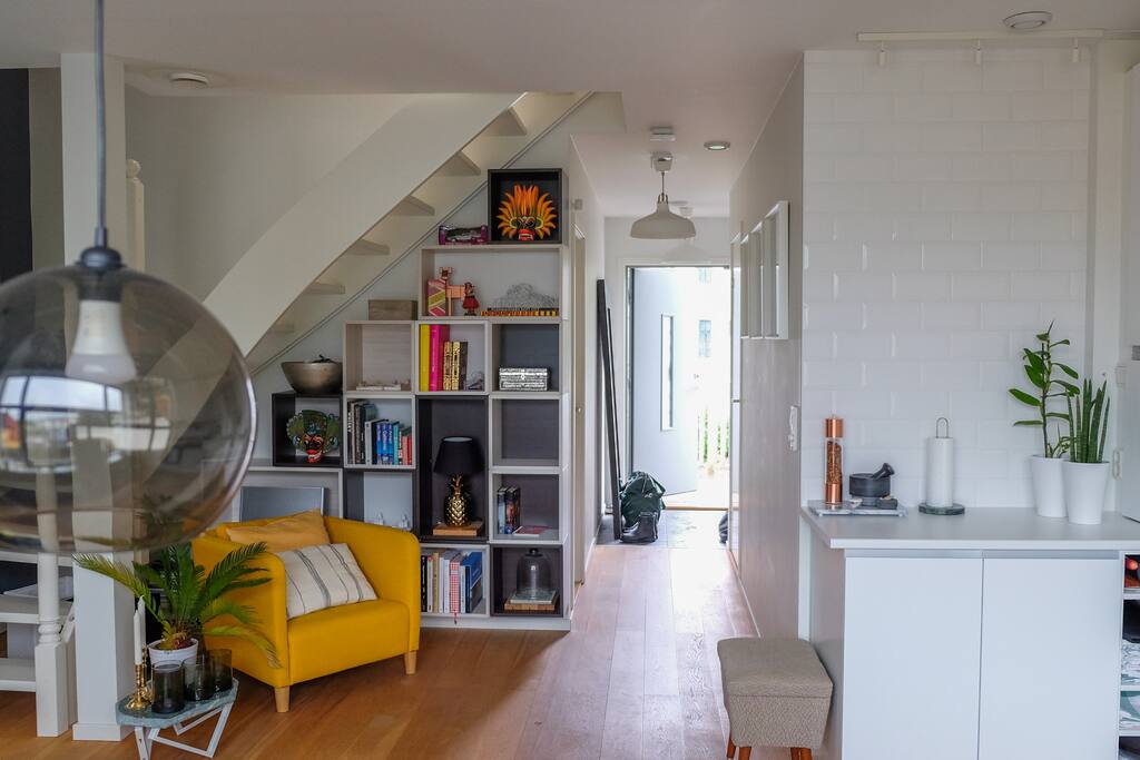 Reading corner and hallway