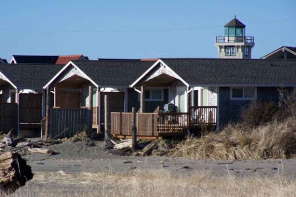 Private Beach Front Charming Cabins/ Private Cove Cabins for Rent in