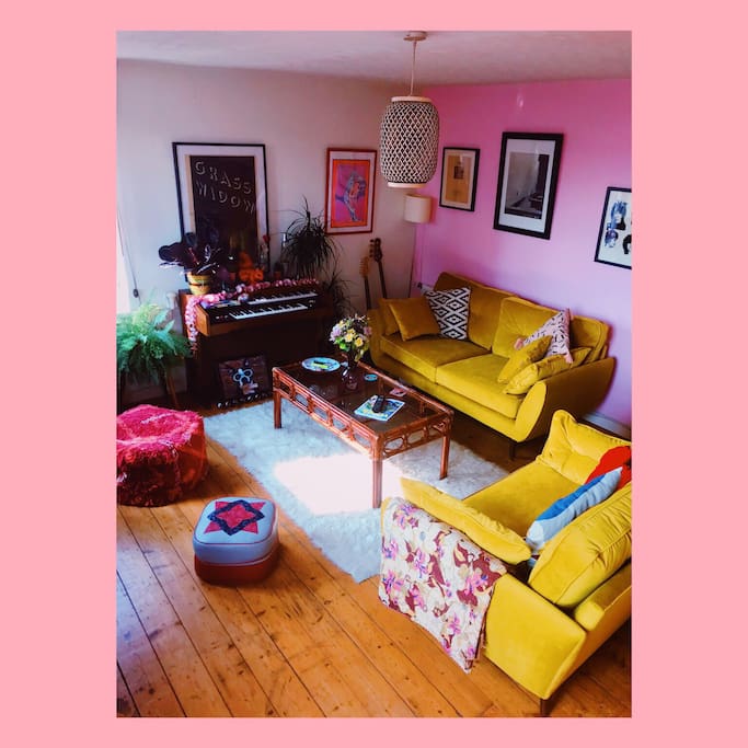 The Pink Lounge