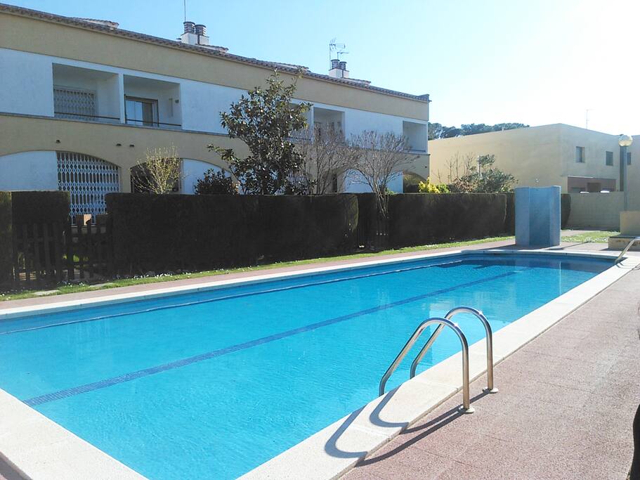 piscina comunitaria