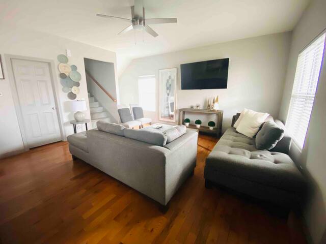 ▶︎No.1◀︎ OSU Med Center, Downtown, Short North gallery image 5