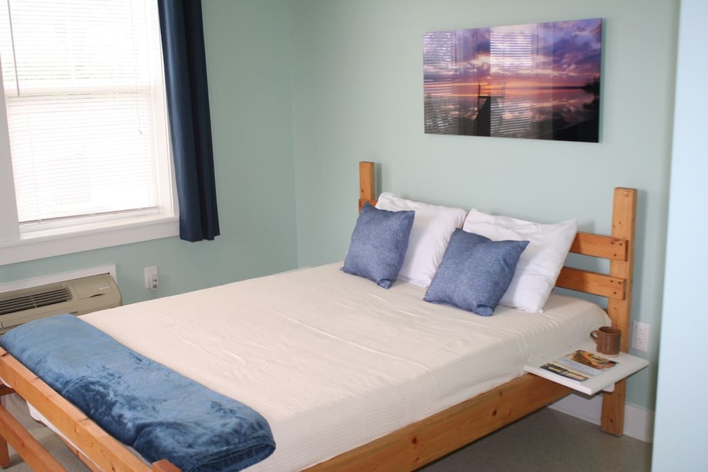 Queen Bed