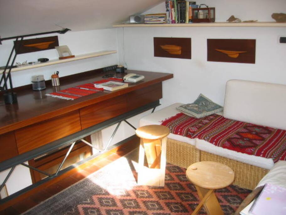soppalco -stanza studio