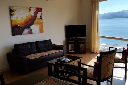 Awesome Lake view Apartment