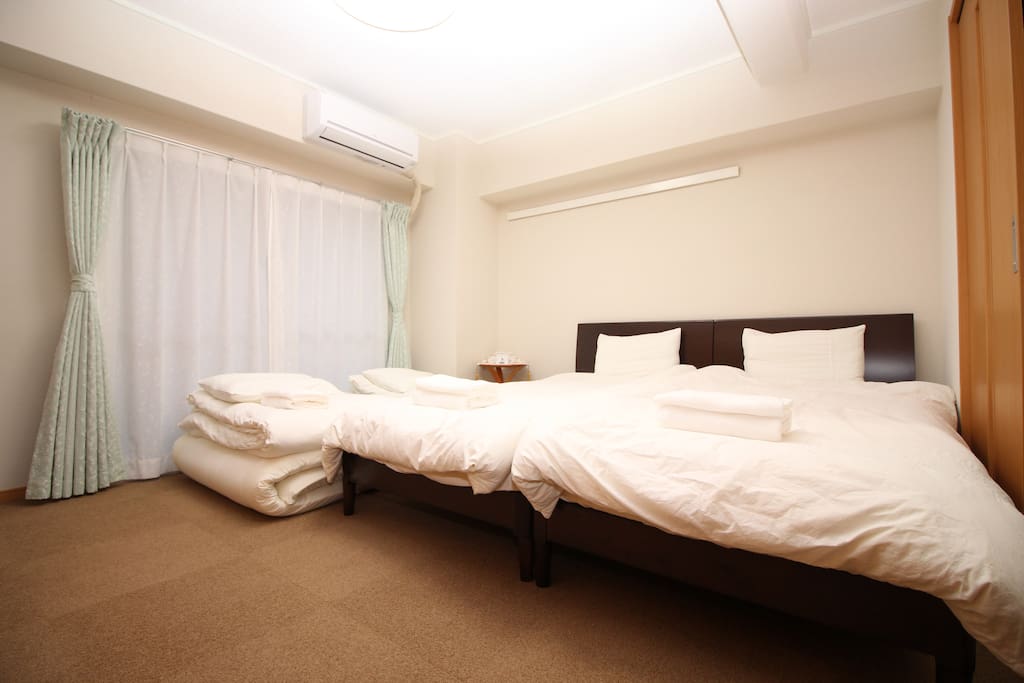 Futon is in the closet when the number of guests are up to two