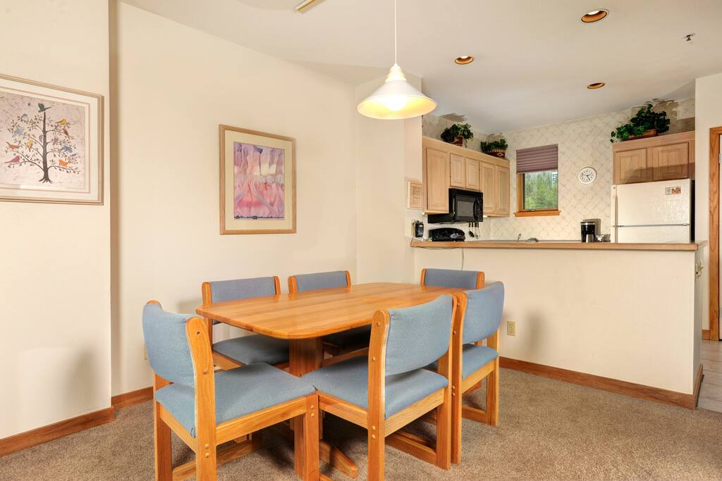Enjoy meals together at the dining table