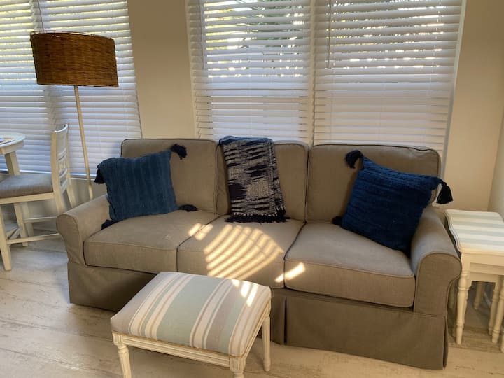 Cozy Downtown Villa On Trail,  Walk To Gulf - Clearwater, FL