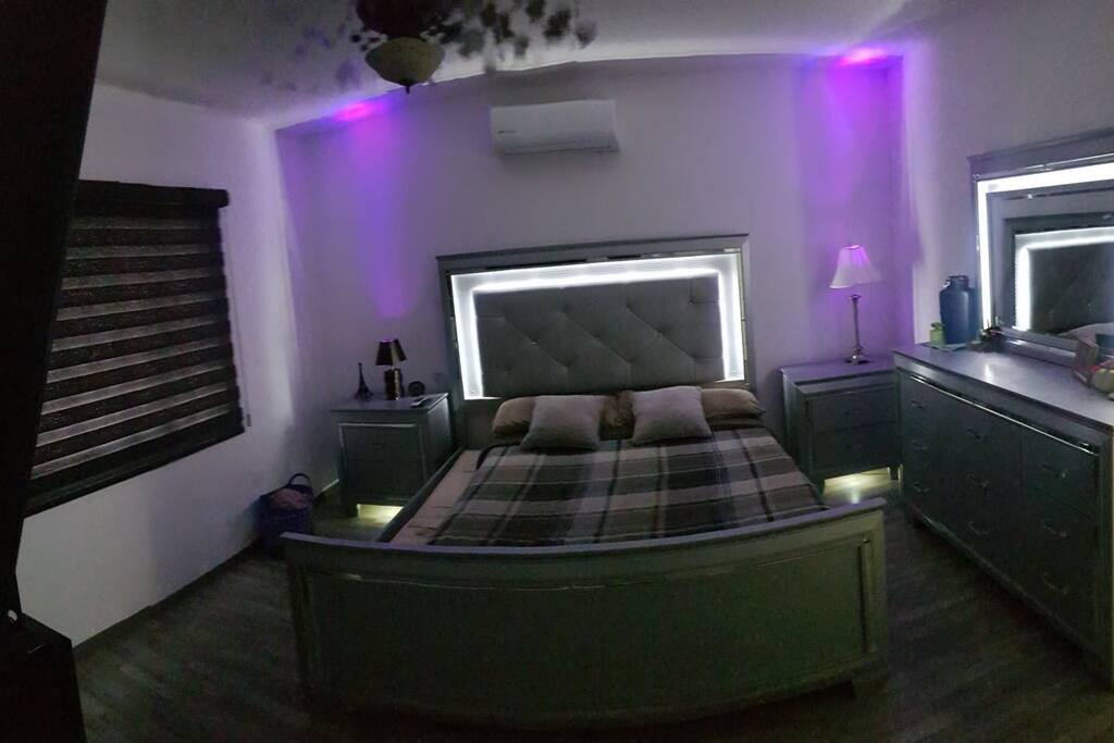 habitación con baño privado para Huéspedes