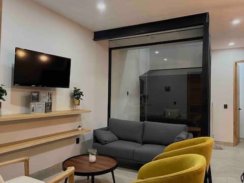 Popular Airbnb listing: Contemporary villa one block from downtown in Tapalpa