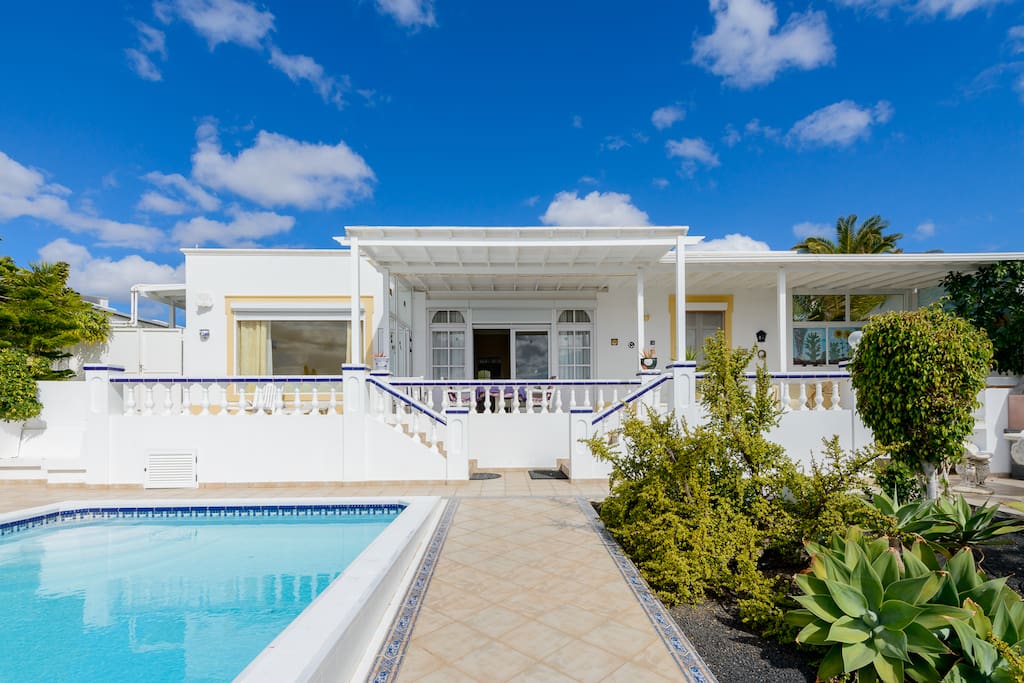 Lanzarote Villa Fortuna Gartenansicht