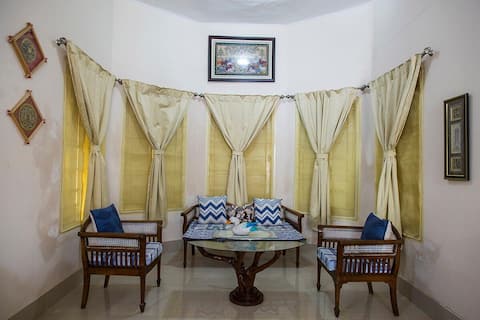 Judge's Court (Room 2 )
