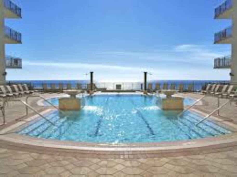 Pool & Hot Tub 4th Floor ~ overlooking Gulf