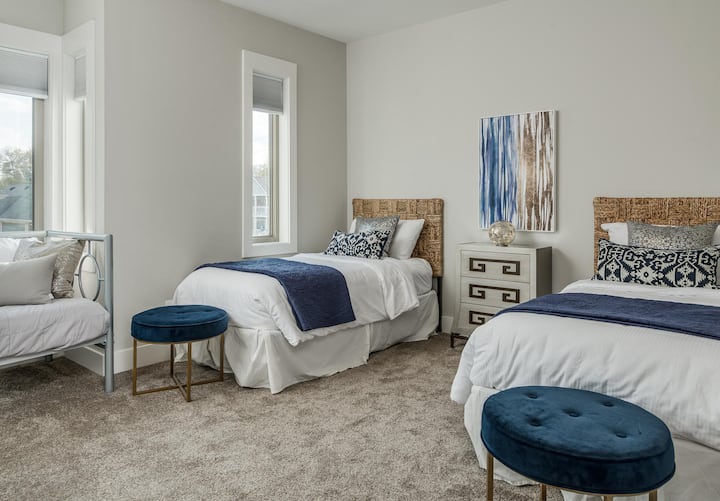 3e étage, chambre 3 : dispose de 3 lits jumeaux