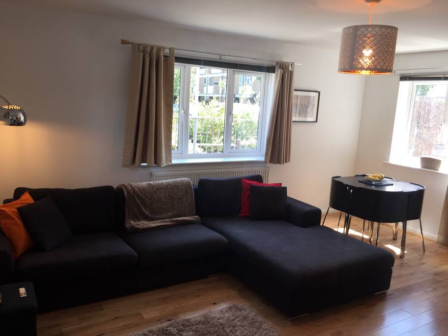 Living room / Dining area