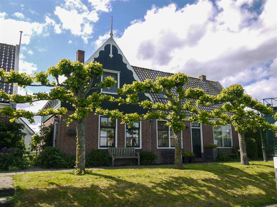 Vooraanzicht straat