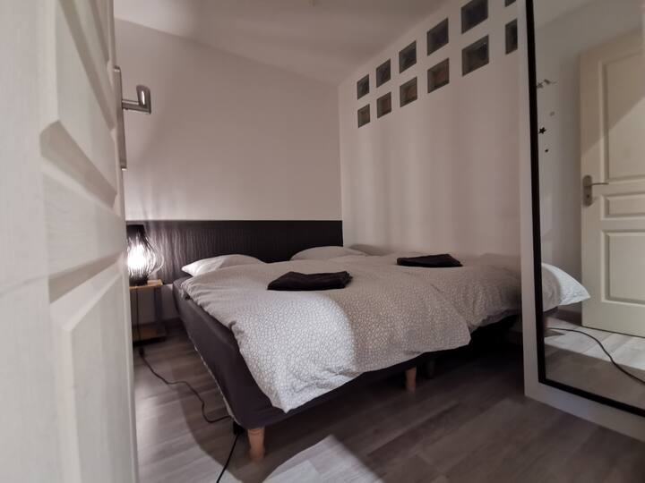 غرفة النوم 1