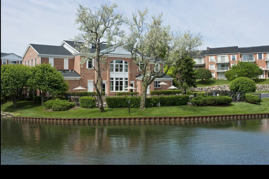 Versailles On The Lake Apartments Schaumburg Versailles On The Lake Apartments Schaumburg