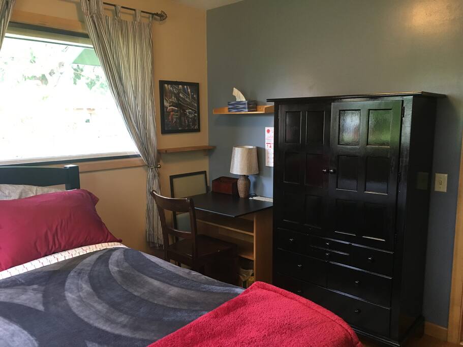 Desk & dresser