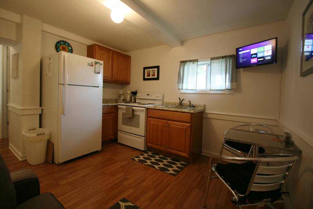 Living room/kitchen