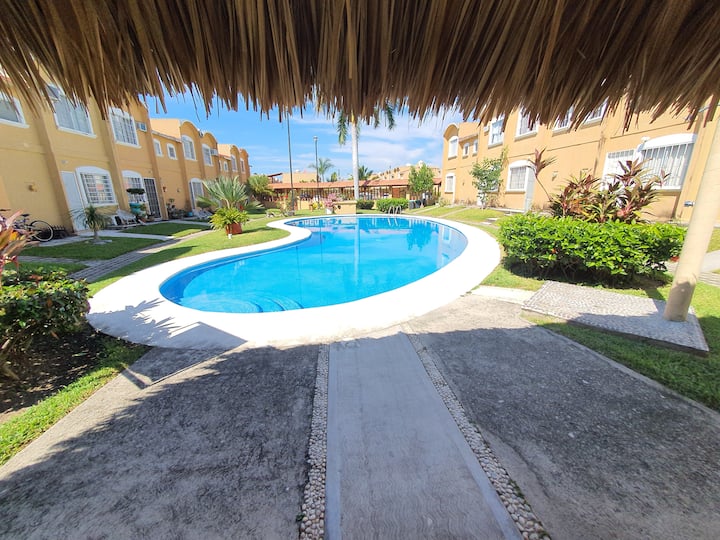 Casa  Economica En Joyas De Ixtapa - Ixtapa Zihuatanejo