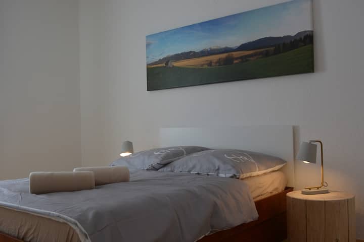 Schlafzimmer 2