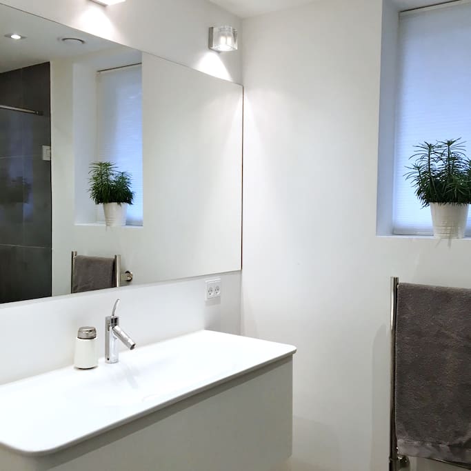 Private bath room