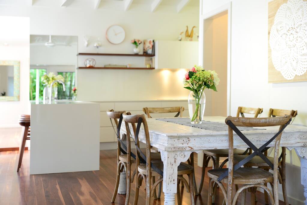 Kitchen / Dining space