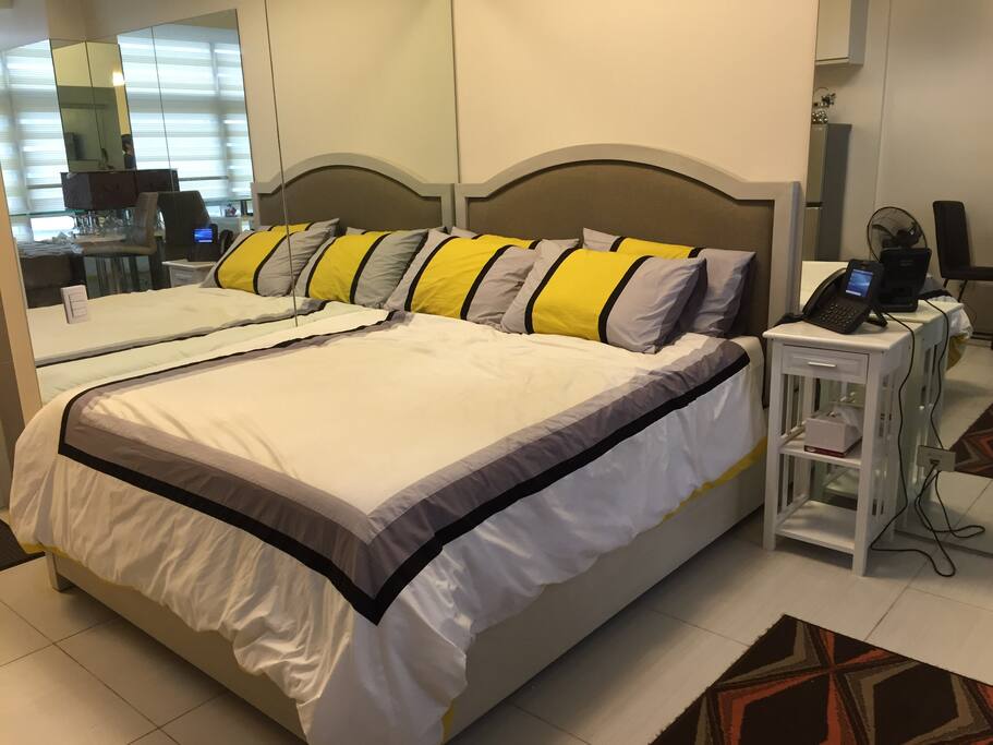 Queen size bed
