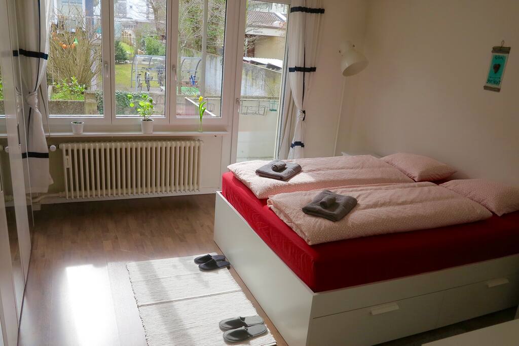 Bedroom (160x200 new bed) with balcony